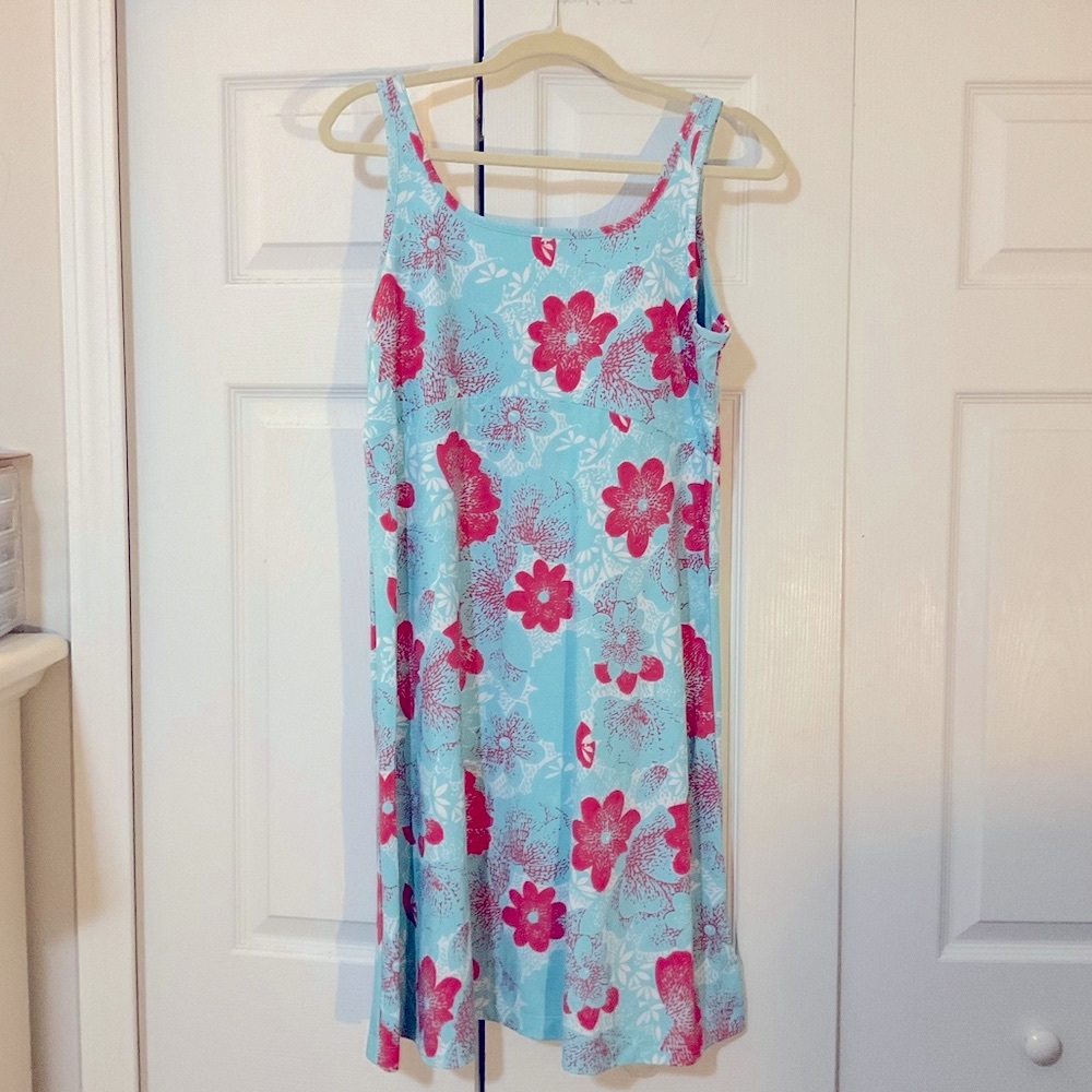 Columbia PFG Omni-Wick dress. Large Aqua Pink Hibiscus. Lightweight Hiking